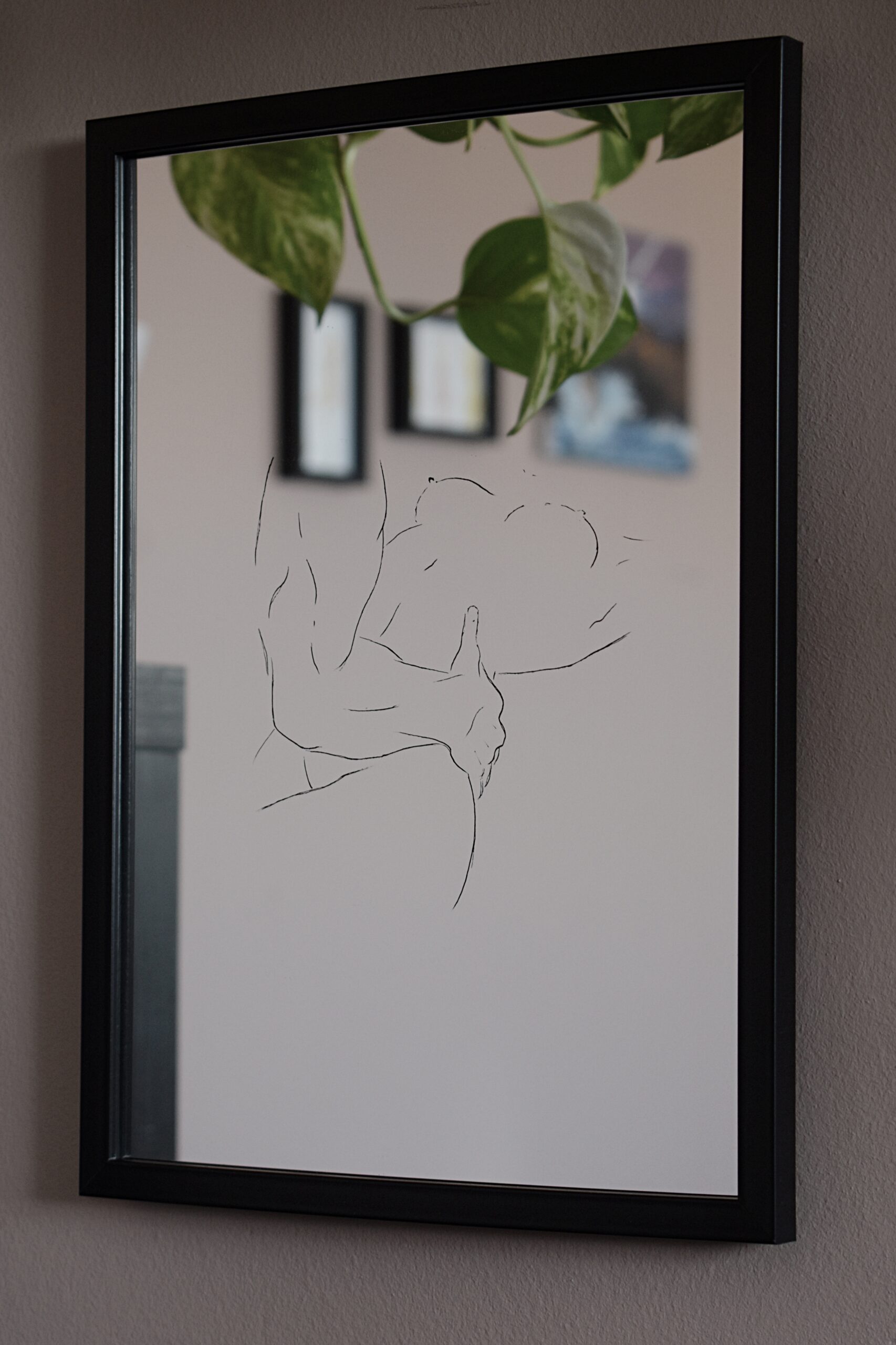 Lustro z grawerem kochanków