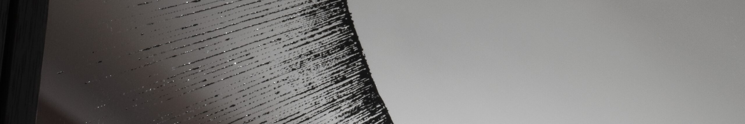 Ręcznie grawerowane lustro z motywem zaćmienia